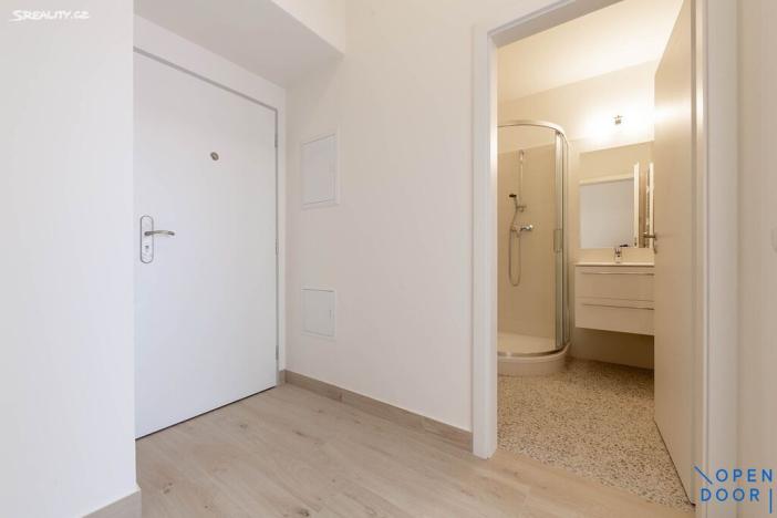 Pronájem bytu 1+1, Praha - Libeň, Kurta Konráda, 28 m2