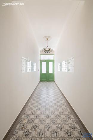 Pronájem bytu 1+1, Praha - Libeň, Kurta Konráda, 28 m2