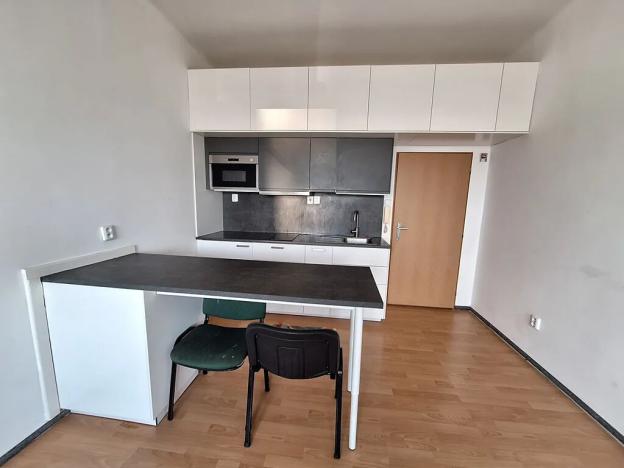 Pronájem bytu 1+kk, Praha - Michle, Jihlavská, 26 m2