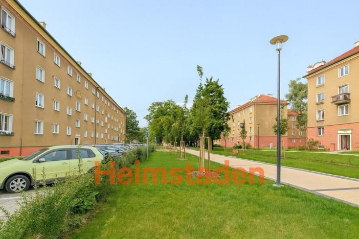 Pronájem bytu 1+kk, Havířov - Město, V Parku, 32 m2