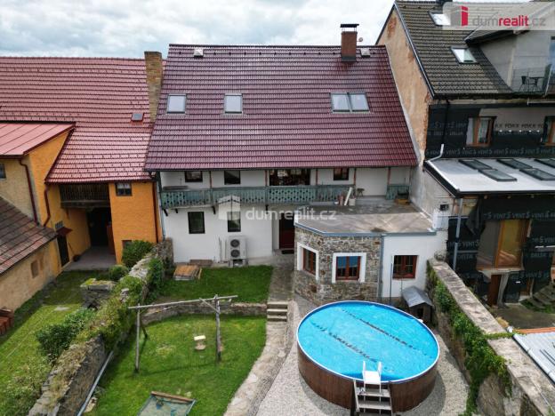 Prodej restaurace, Velešín, náměstí J. V. Kamarýta, 130 m2