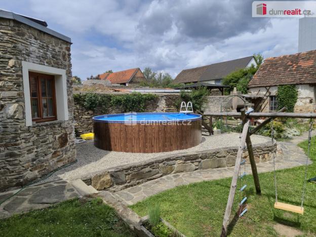 Prodej restaurace, Velešín, náměstí J. V. Kamarýta, 130 m2