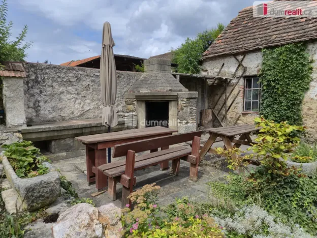 Prodej restaurace, Velešín, náměstí J. V. Kamarýta, 130 m2