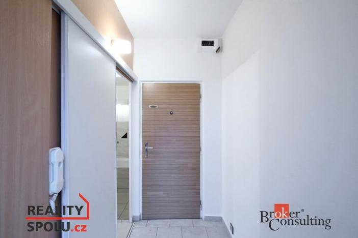 Pronájem bytu 2+kk, Děčín - Děčín VI-Letná, Školní, 35 m2