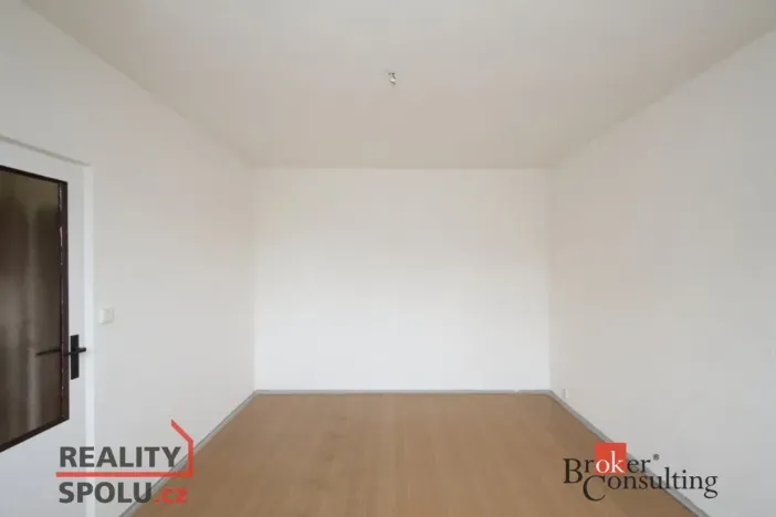 Pronájem bytu 2+kk, Děčín - Děčín VI-Letná, Školní, 35 m2