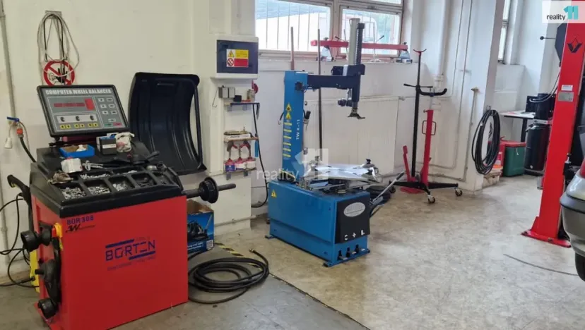 Pronájem výrobních prostor, Praha - Zličín, Strojírenská, 100 m2