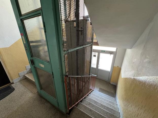 Prodej bytu 3+1, Cheb, Dukelská, 84 m2