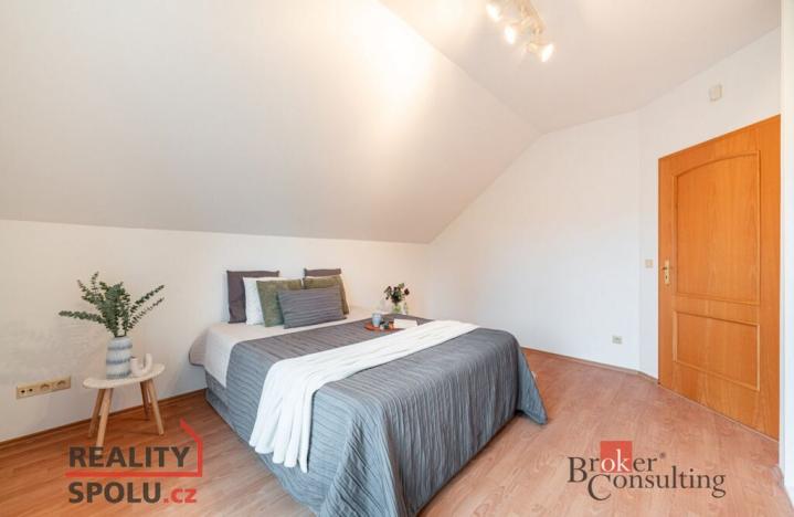 Prodej bytu 4+kk, Praha - Štěrboholy, Novoštěrboholská, 172 m2