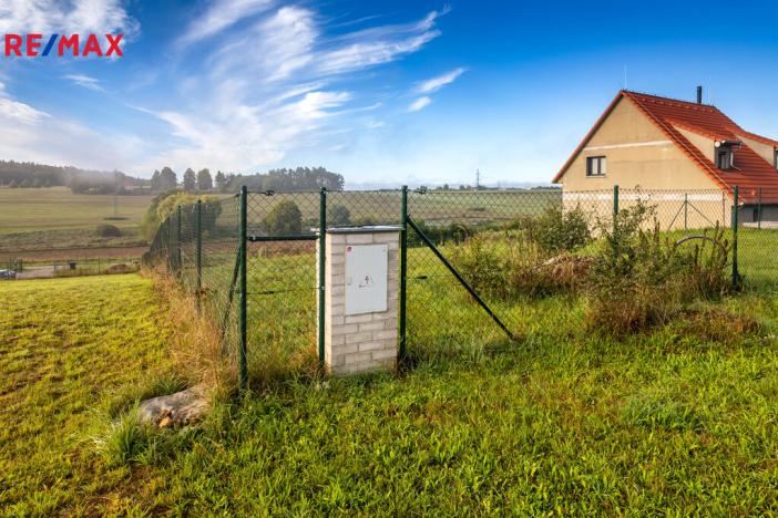 Prodej pozemku pro bydlení, Dobev, 910 m2