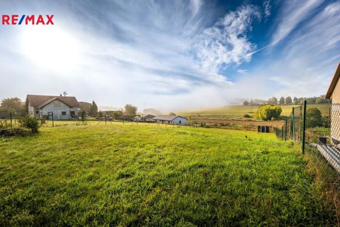 Prodej pozemku pro bydlení, Dobev, 910 m2