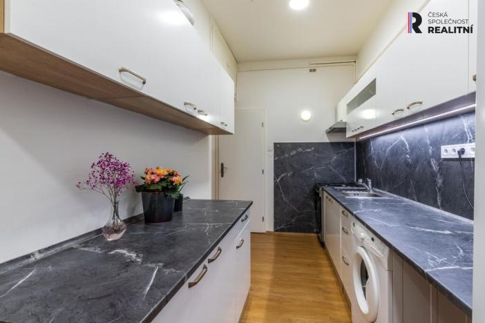 Pronájem bytu 2+1, Praha - Bubeneč, Jaselská, 60 m2