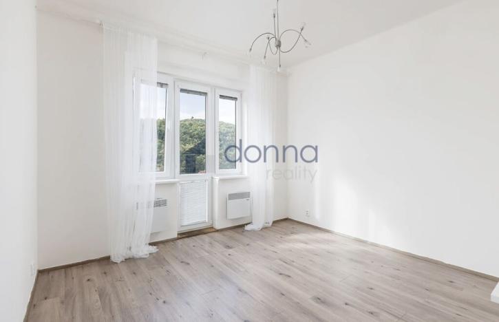 Pronájem bytu 2+1, Praha, Plzeňská, 52 m2