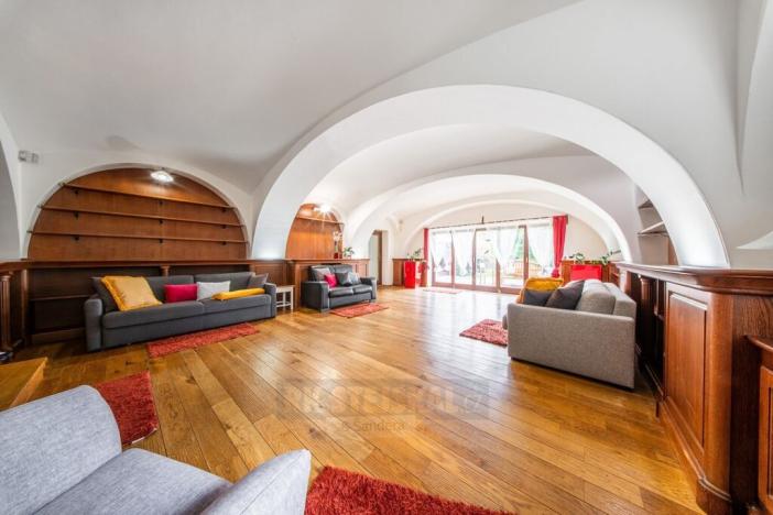 Prodej rodinného domu, Domanín, 717 m2