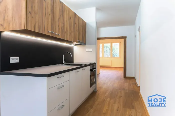 Prodej bytu 3+1, Nýřany, Revoluční, 84 m2