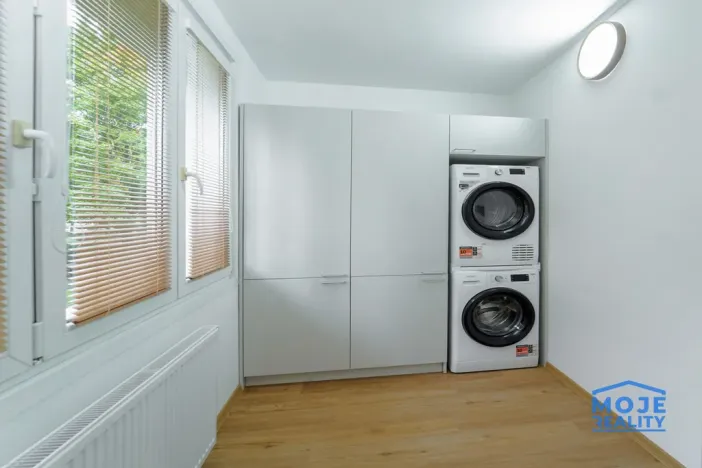 Prodej bytu 3+1, Nýřany, Revoluční, 84 m2