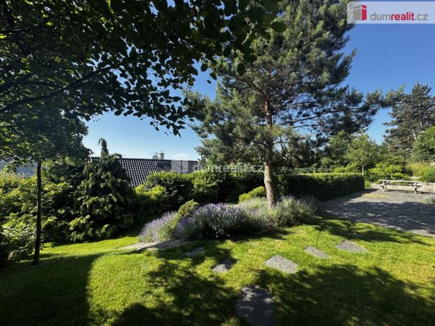 Pronájem rodinného domu, Králův Dvůr, Nad Máchovnou, 192 m2