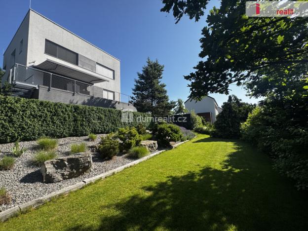 Pronájem rodinného domu, Králův Dvůr, Nad Máchovnou, 192 m2