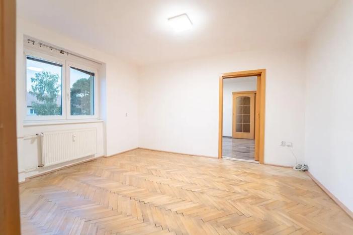 Pronájem bytu 3+1, Chvaletice, Obránců míru, 54 m2