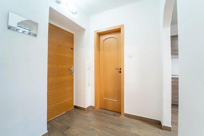 Pronájem bytu 3+1, Chvaletice, Obránců míru, 54 m2