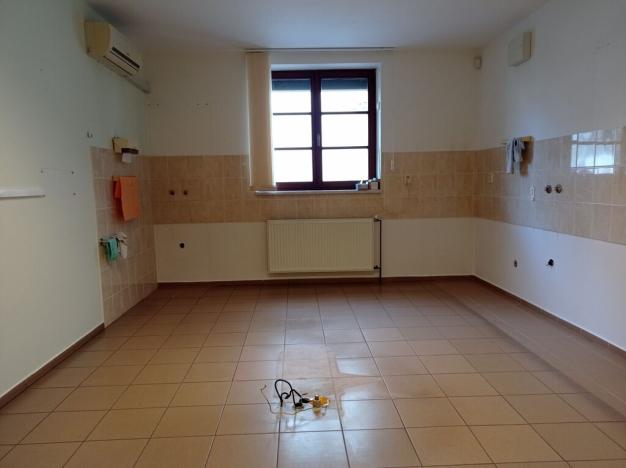 Prodej bytu 3+1, Mikulov, Brněnská, 79 m2