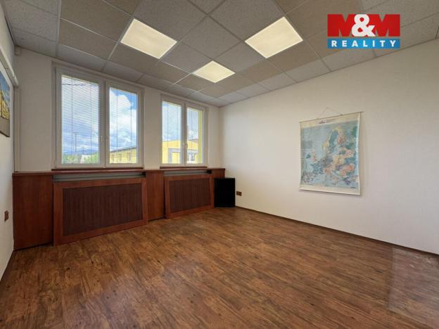 Pronájem kanceláře, Most - Souš, Jezerní, 240 m2