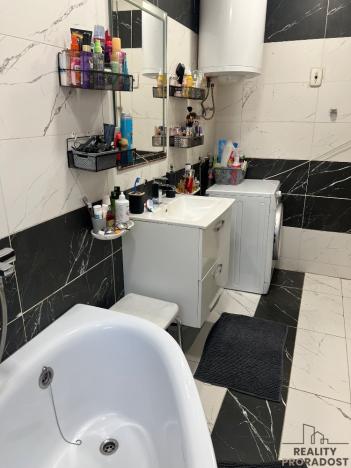 Prodej činžovního domu, Trmice, U Mlýnského potoka, 400 m2