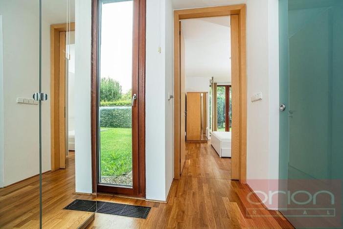 Pronájem bytu 3+1, Praha - Břevnov, Šermířská, 120 m2