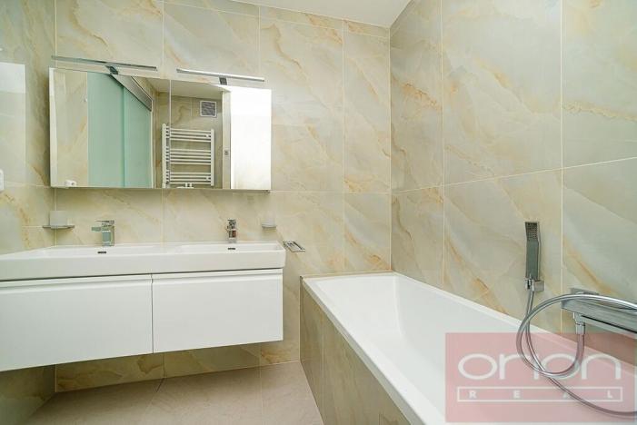 Pronájem bytu 3+1, Praha - Břevnov, Šermířská, 120 m2