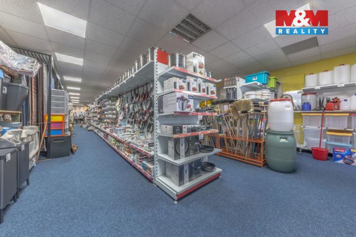 Prodej obchodního prostoru, Tanvald - Šumburk nad Desnou, Krkonošská, 1500 m2