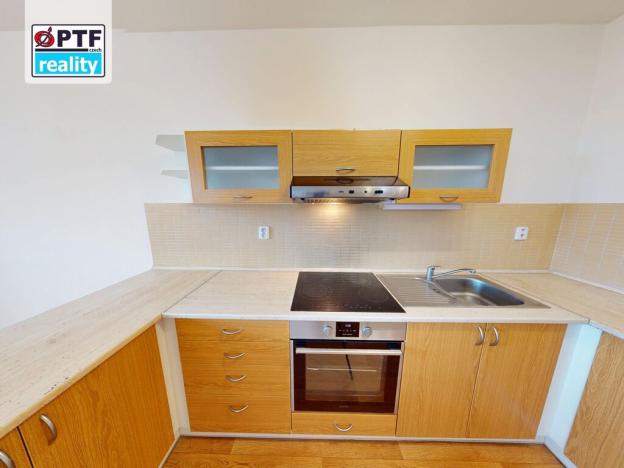 Pronájem bytu 2+kk, Plzeň, Houškova, 65 m2