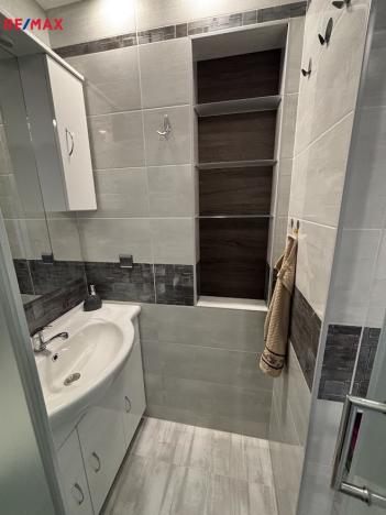 Prodej bytu 3+1, Frýdek-Místek - Frýdek, Novodvorská, 68 m2