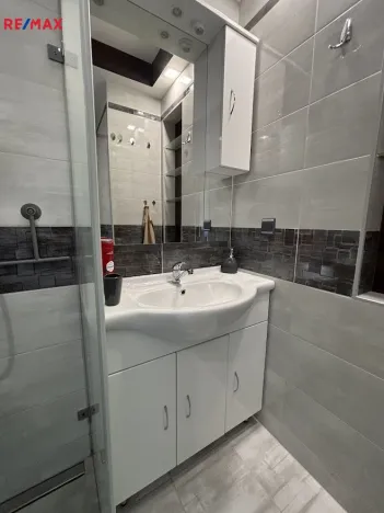 Prodej bytu 3+1, Frýdek-Místek - Frýdek, Novodvorská, 68 m2