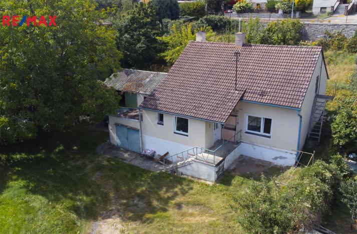 Prodej rodinného domu, Týnec nad Labem, Husova, 60 m2