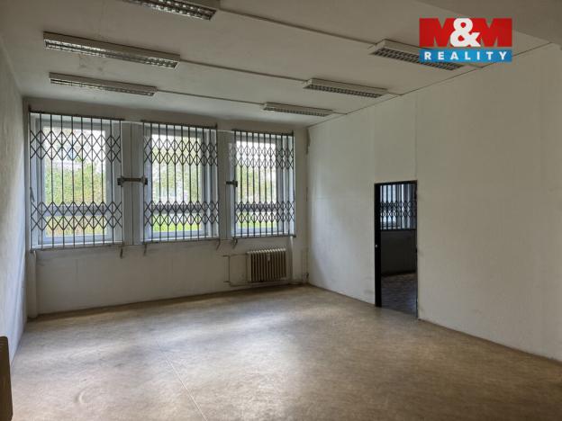 Pronájem obchodního prostoru, Praha - Malešice, Počernická, 1172 m2