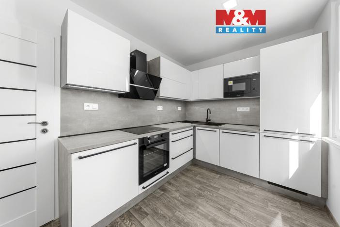 Prodej bytu 3+1, Ústí nad Labem - Střekov, Tolstého, 63 m2