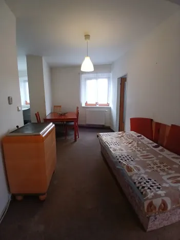 Pronájem bytu 2+kk, Praha - Libeň, V Holešovičkách, 42 m2