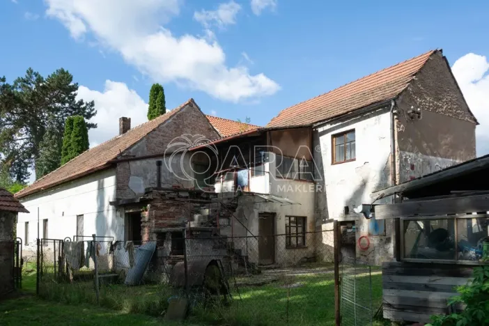 Prodej rodinného domu, Zápy, 200 m2