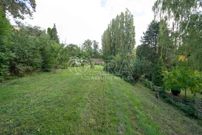 Prodej rodinného domu, Zápy, 200 m2