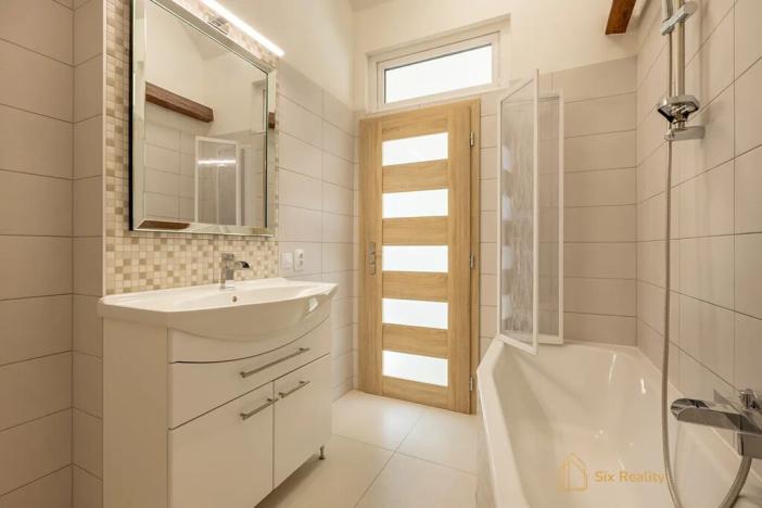 Prodej rodinného domu, Krupá, 179 m2