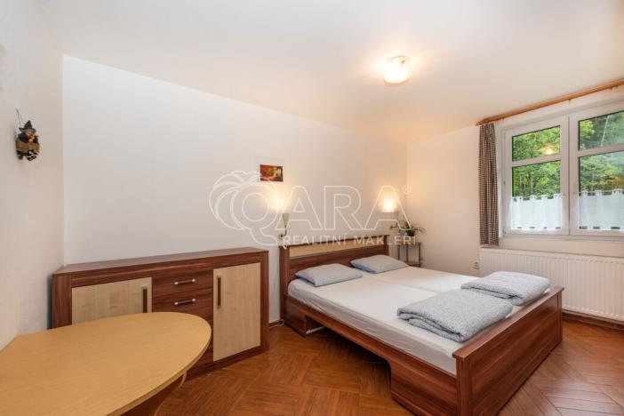 Prodej chalupy, Radvanice, 216 m2