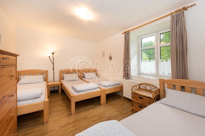 Prodej chalupy, Radvanice, 216 m2