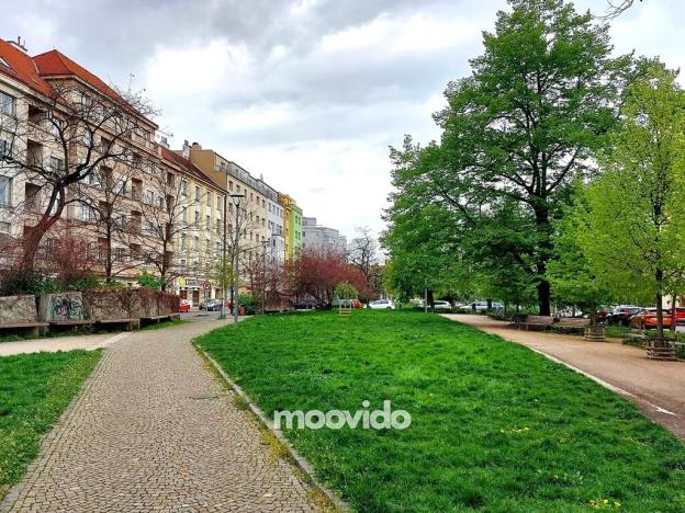 Prodej bytu 2+1, Praha - Libeň, náměstí Dr. Václava Holého, 80 m2