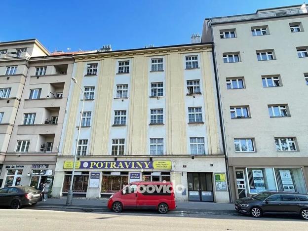 Prodej bytu 3+1, Praha - Libeň, náměstí Dr. Václava Holého, 102 m2