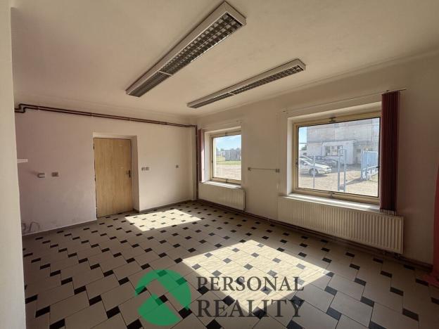 Pronájem obchodního prostoru, Nový Bydžov, Dr. Jana Deyla, 87 m2