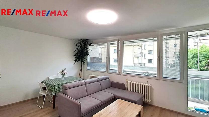 Pronájem bytu 3+1, Praha - Košíře, Plzeňská, 76 m2