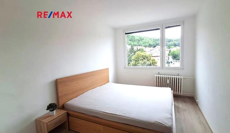 Pronájem bytu 3+1, Praha - Košíře, Plzeňská, 76 m2