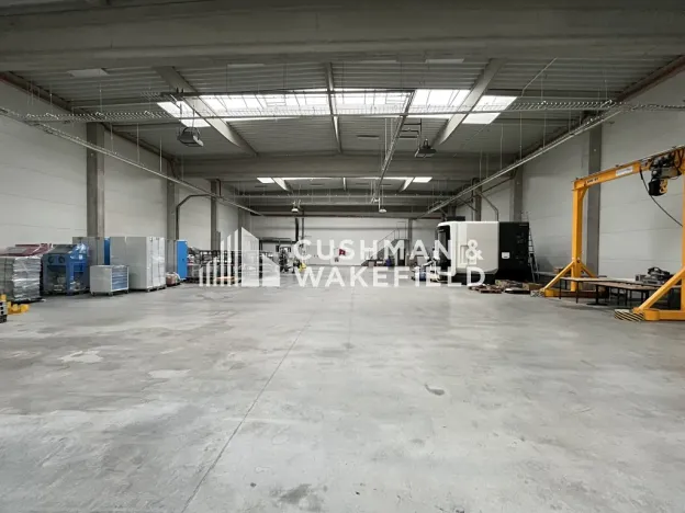 Prodej výrobních prostor, Ondřejov, Družstevní, 2800 m2