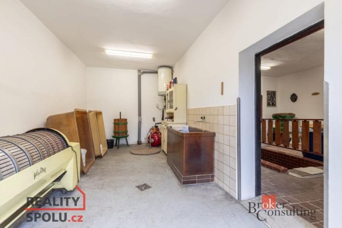 Prodej rodinného domu, Valtice - Úvaly, 101 m2