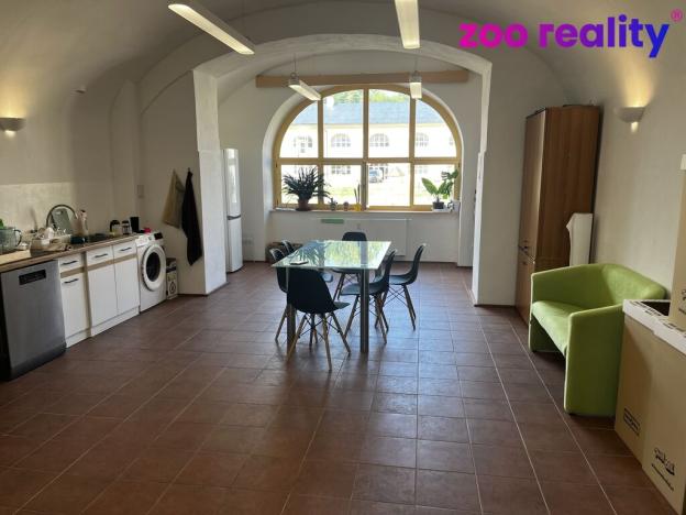 Pronájem kanceláře, Terezín, Akademická, 84 m2