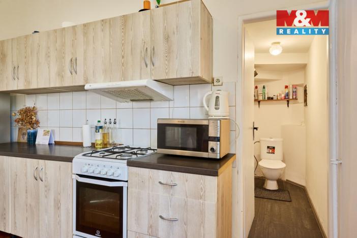 Prodej bytu 1+1, Hostinné, K. Čapka, 36 m2